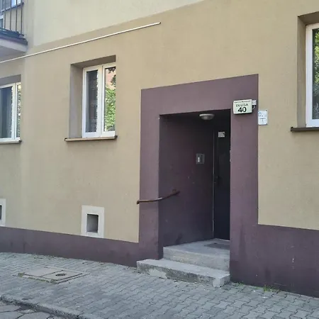 Urban Dluga 40 No 11, Free Public Parking, Self Check-in * Chorzow